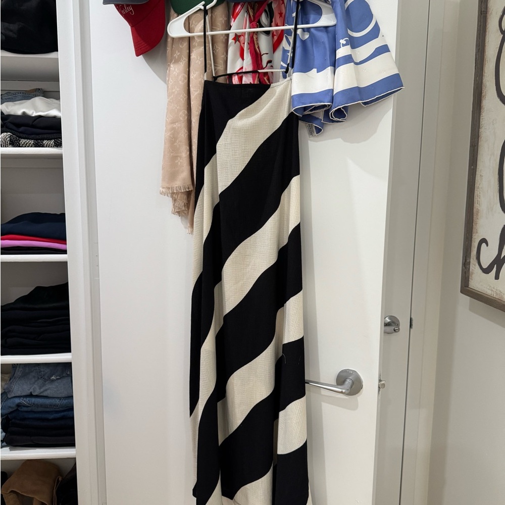 H&M Striped Maxi Dress